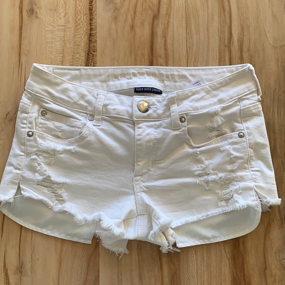 3/$30 American Eagle cutoff white jean shorts 4